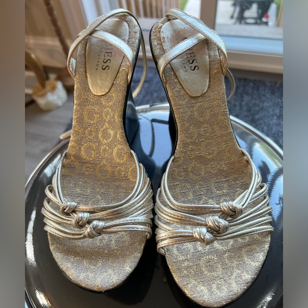 GUESS BY MARCIANO 9 sexy, strapped around ankle gold heels 🔥🙆🏼‍♀️